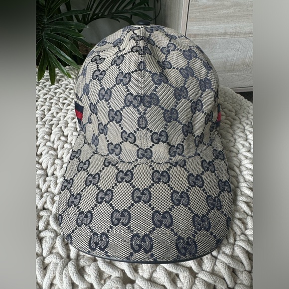 GUCCI ORIGINAL GG CANVAS BASEBALL HAT WITH WEB - Picture 4 of 12